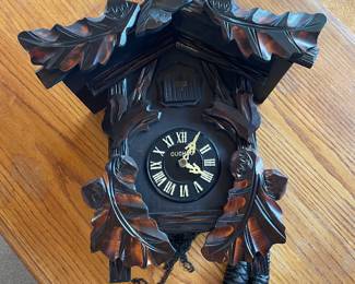 Coo coo clock! Beautiful Condition!