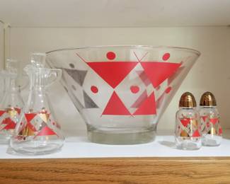 Vintage dishes all 75% off