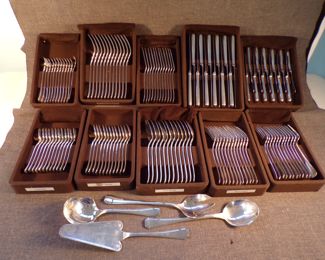 Set Christofle Flatware