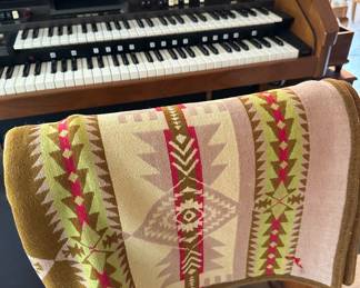 Roland Music Atelier Organ - AT-900