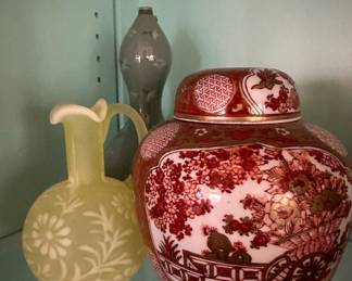 Hand Painted Gold and Red Imari Ginger Gar
