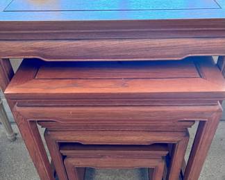 Set of 4 Pocket Tables