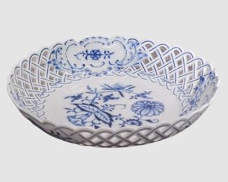 101. Meissen Blue Onion Bowl
