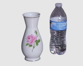 134. Meissen Pink Rose Vase