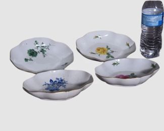 140. Four 4 Meissen Bowls