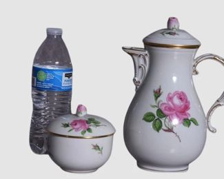 169. Meissen Teapot and Coffee Pot