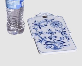 179. Meissen Blue Onion Butter Board in HandPainted Porcelain