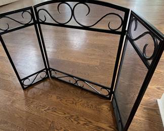 Black fireplace screen like new!