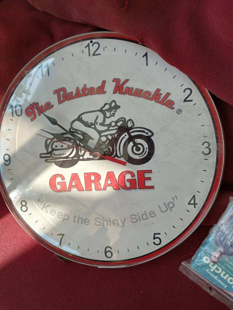 The Busted Knuckle Garage Clock