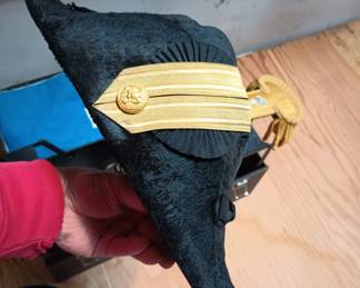 1938 Jacob Reed’s Sons US Navy Lieutenant Bicorn Hat, Epaulets, Sword Belt in Case