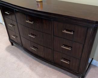 Beautiful Stanley dresser