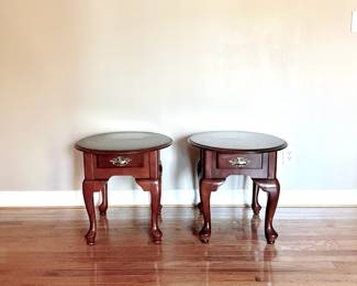 VINTAGE OVAL QUEEN ANNE STYLE SIDE TABLES WITH SINGLE DRAWER - SET OF 2