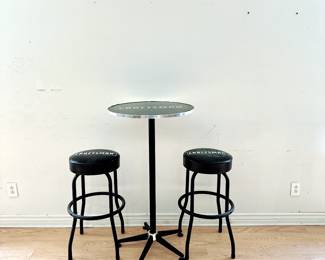 CRAFTSMAN GARAGE TABLE & SHOP STOOLS