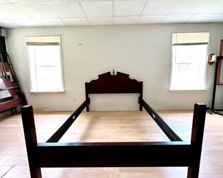 PROGRESSIVE FURNITURE QUEEN BED