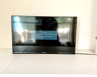SAMSUNG 32" SMART TV