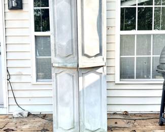 BLACK AND DECKER OUTSIDE STORAGE CABINET