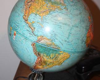illuminated desk globe