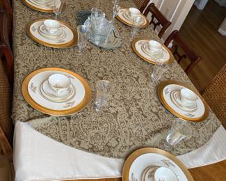 Beautiful Lenox Harvest pattern collection.
