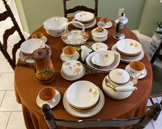 Super cool set by Ben Siebel for Iroquois.