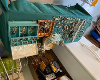 Finest jewels from around the globe.