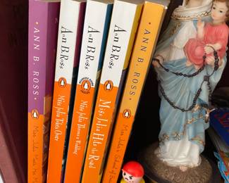 Hooray! Angry man has arrived to help!