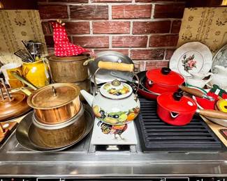 Vintage Kitchenware, Copper pots