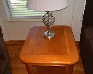 (2) Silver base lamps