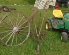 WHEELS JD CULTIVATOR