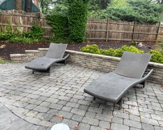 Frontgate lounge chairs