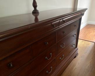 Thomasville dresser