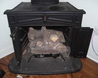 Antique Looking Cast Iron Gas Stove with Log Insert