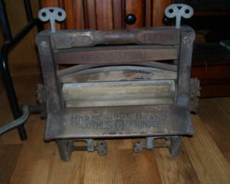 Antique Clothes Wringer