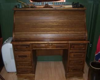 Antique Roll Top Desk