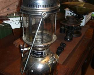 Hipolito H-502 Lantern