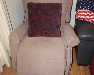 lift chair-needs repair