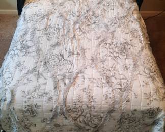 Single electric hospital bed never used