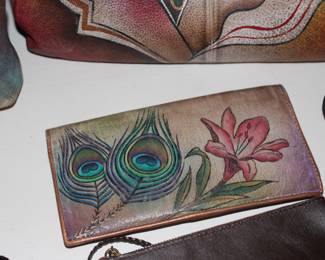 Anushka leather hand painted waller