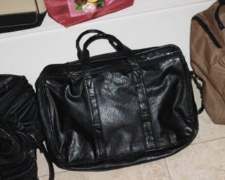 Leather vintage travel bag