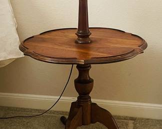 2 tier pie table
