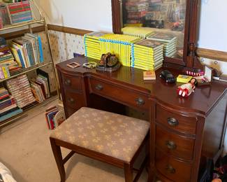 Drexel bedroom set really nice