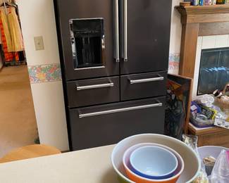 nice refrigerator can be picked up on Saturday