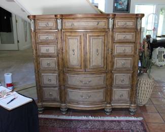 CHEST OF DRAWERS GOES WITH KING BED AND NIGHT STANDS