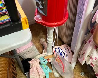 Bedroom - candy dispenser