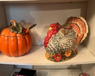 Thanksgiving serving dishes