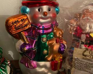 Thomas Pacconi collection of Christmas glass 