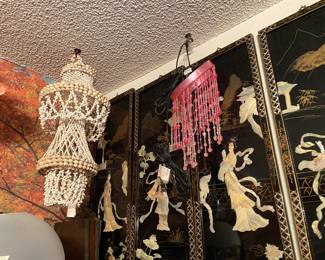 Rope & shell decor (white) and rose color bead decor