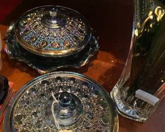 Carnival glass can’t dishes 