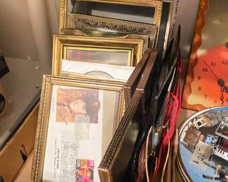 Elvis pictures - some framed