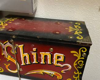 Outside of shoe shine kit