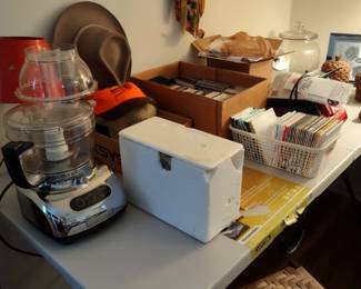 Mixer CD Disk Hats etc